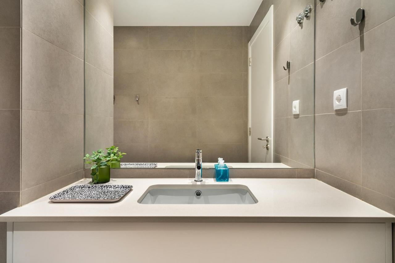 Whome Prime Location W Ac 3-bed Duplex Perfect For Families Only Apartment *