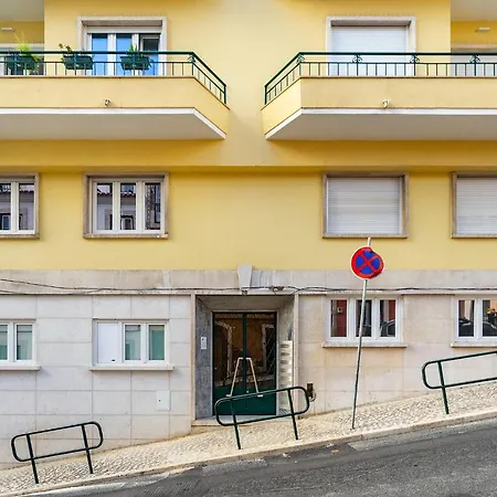 Whome Prime Location W Ac 3-Bed Duplex Perfect For Families Only Lisbon Exterior photo